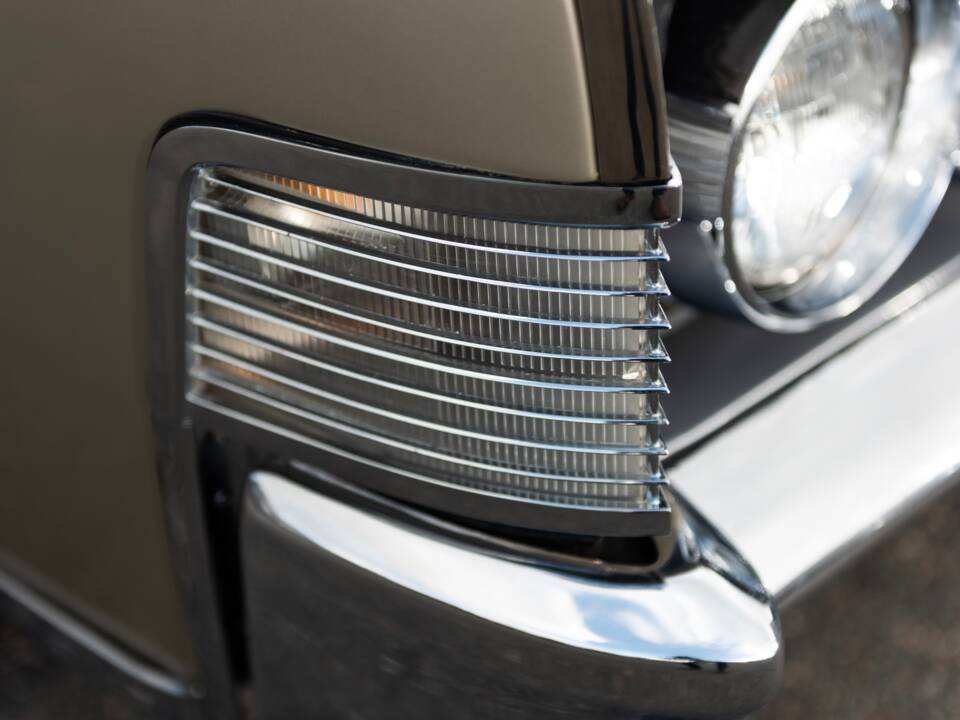Bild 46/100 von Lincoln Continental Convertible (1965)