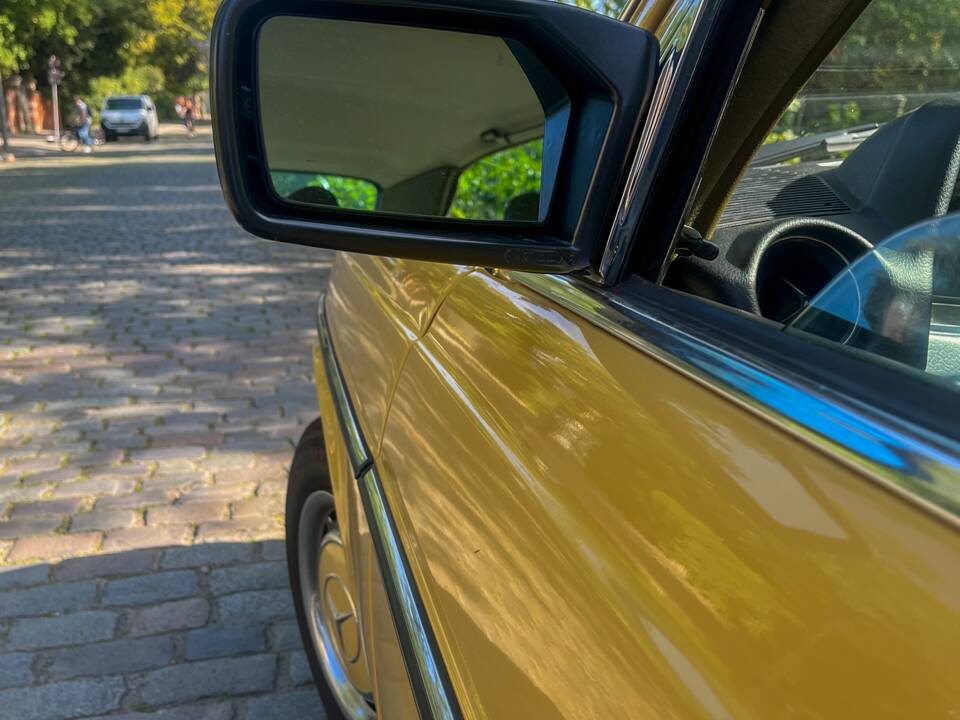 Image 61/139 of Mercedes-Benz 240 D (1978)