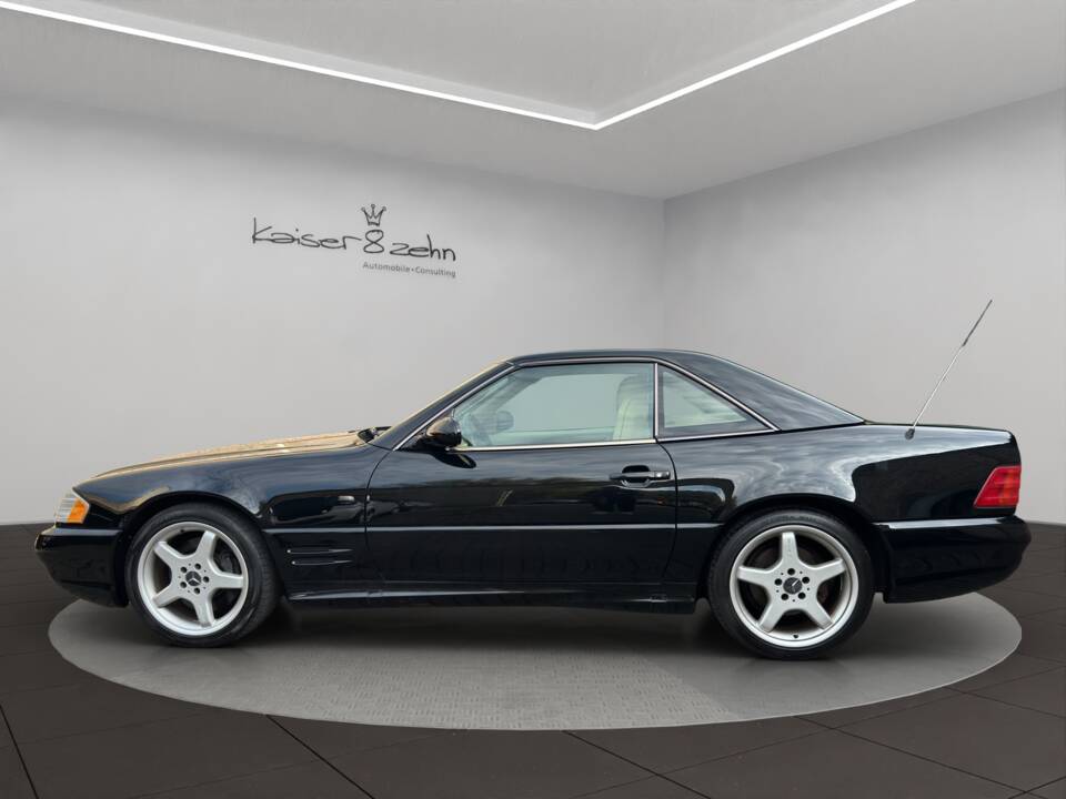 Imagen 2/22 de Mercedes-Benz SL 500 (2001)