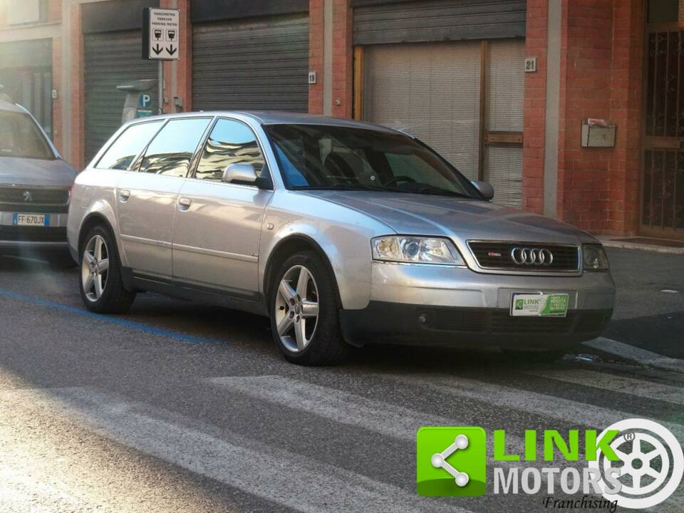 Bild 1/10 von Audi A4 Avant 2.5 TDI (2000)