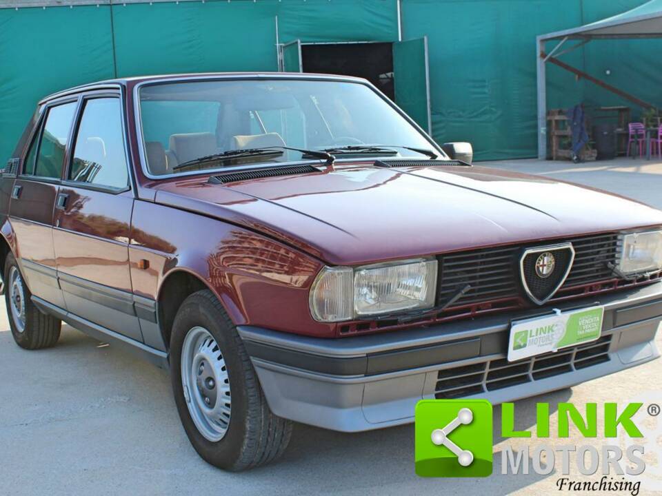 Imagen 9/10 de Alfa Romeo Giulietta 1.8 (1985)