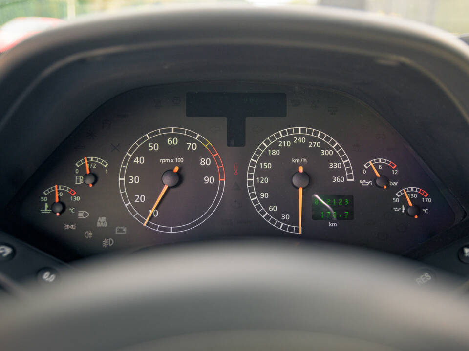 Afbeelding 28/52 van Lamborghini Murciélago (2001)