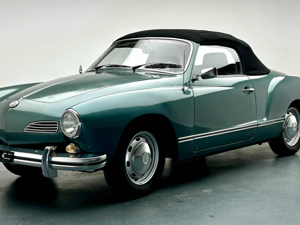 Image 2/11 of Volkswagen Karmann Ghia 1600 (1974)