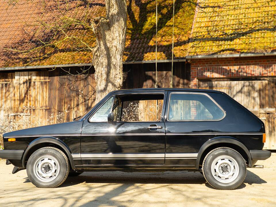 Bild 8/54 von Volkswagen Golf Mk I GTI 1.6 (1980)