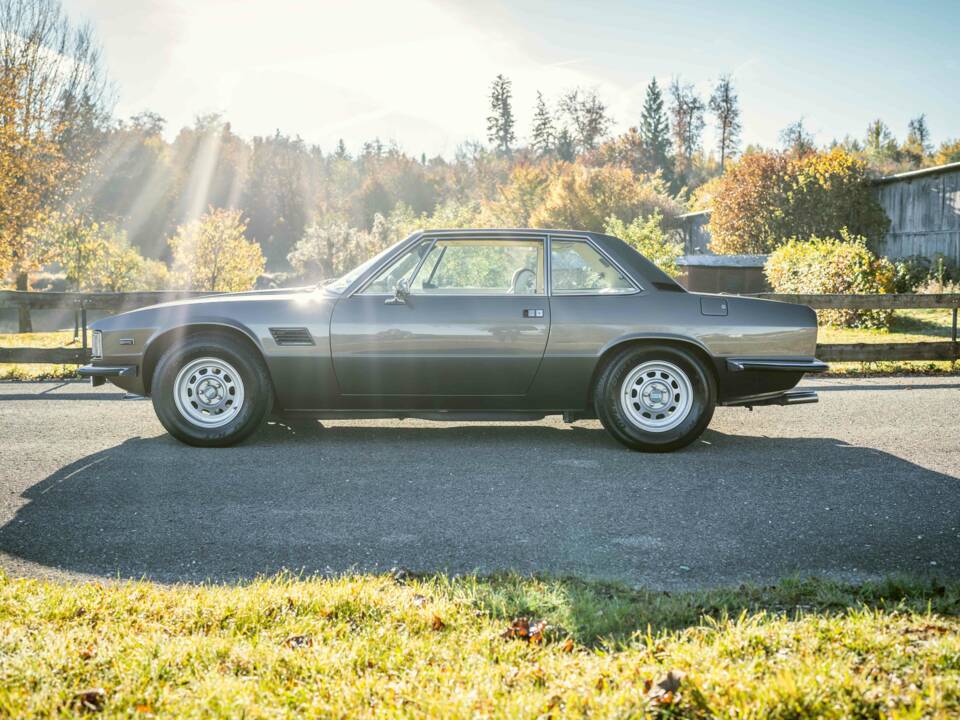 Image 3/25 de De Tomaso Longchamp (1973)