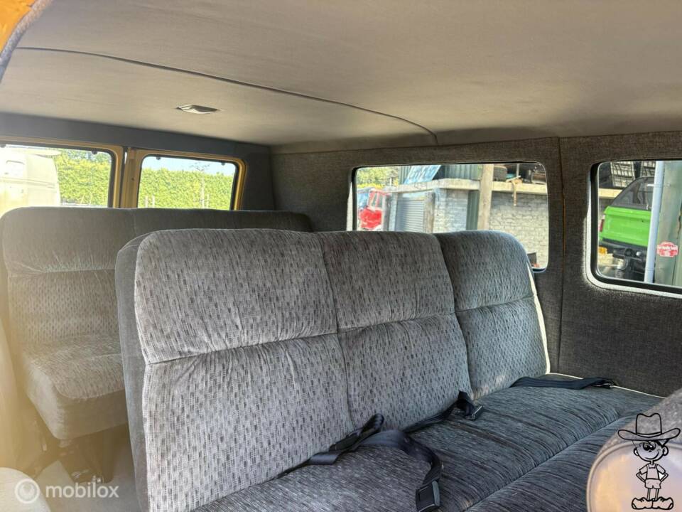 Imagen 11/50 de Dodge Ram Van Sportsman (1977)