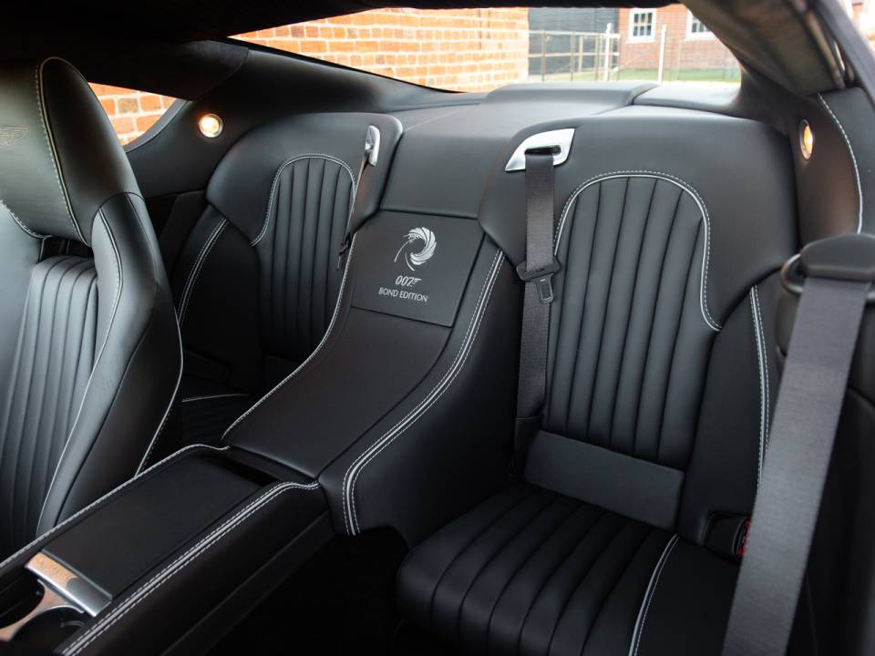 Imagen 6/50 de Aston Martin DB 9 GT &quot;Bond Edition&quot; (2015)