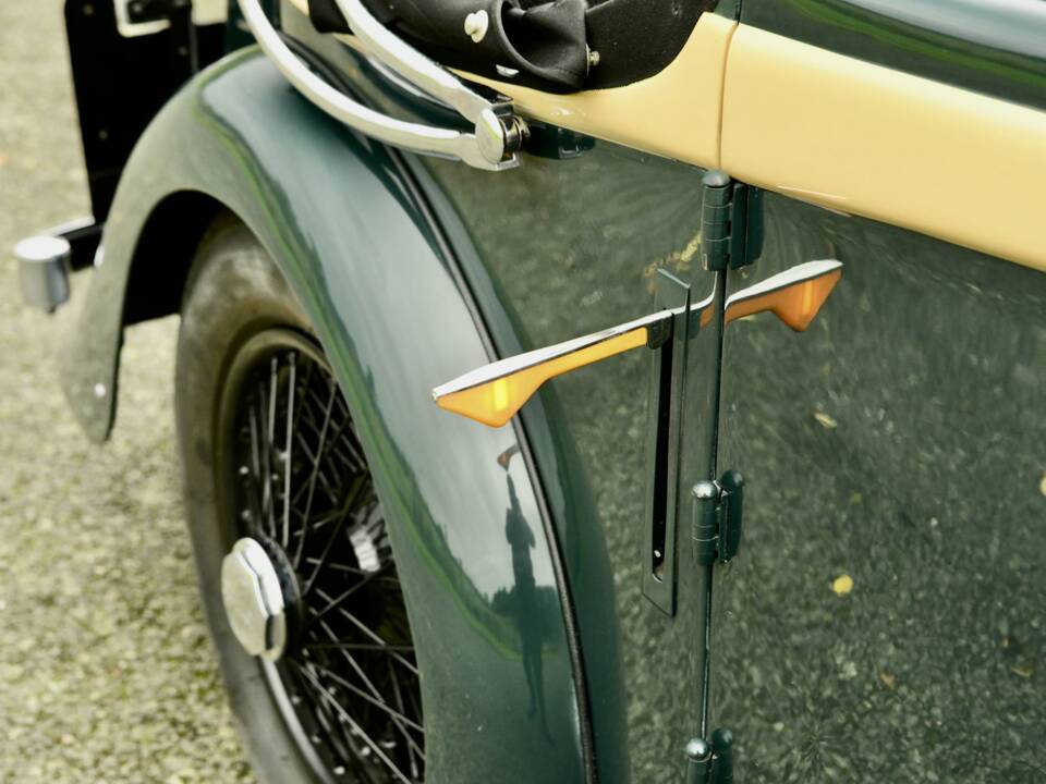 Image 34/50 of Bentley 4 1/4 Litre (1937)