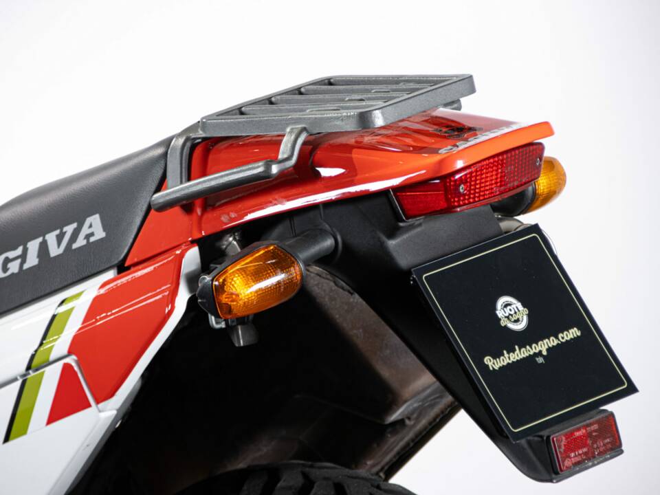 Image 15/50 of Cagiva E900 Elefant (1997)