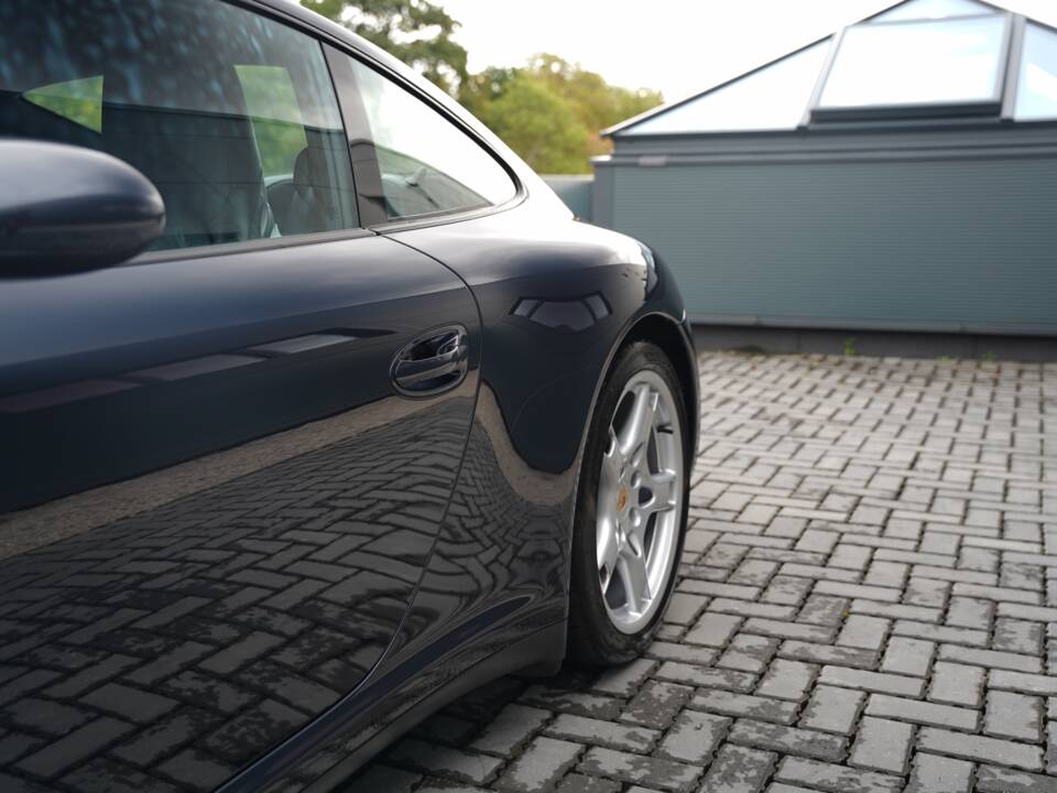 Bild 50/50 von Porsche 911 Carrera 4S (2007)