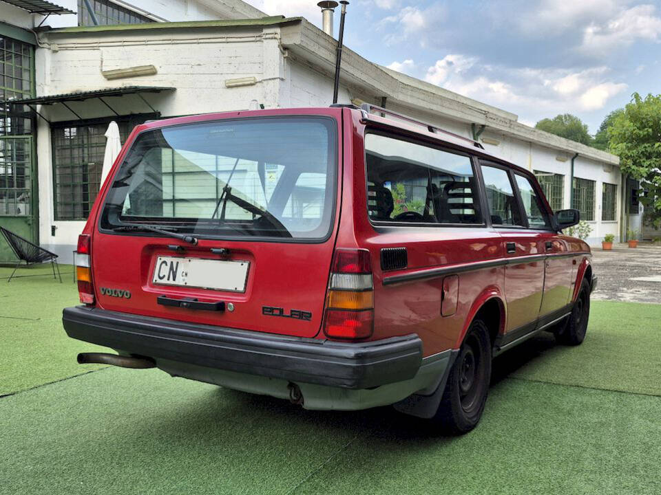 Bild 9/48 von Volvo 245 Super Polar (1992)
