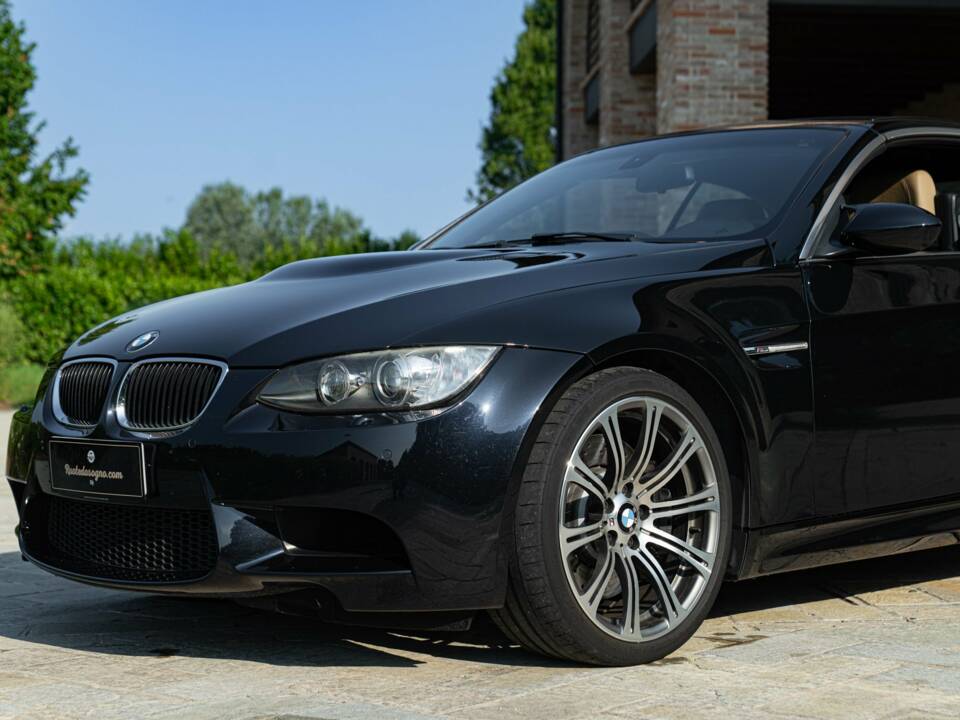 Bild 17/50 von BMW M3 (2010)