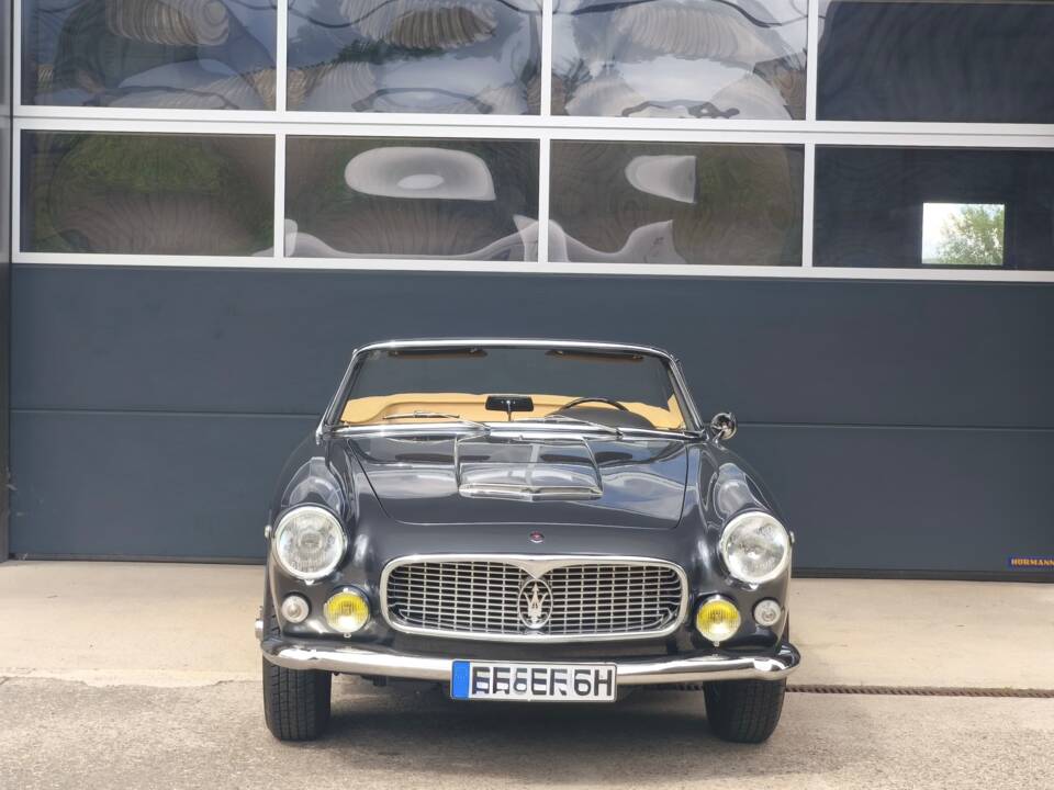Afbeelding 2/14 van Maserati 3500 GT Spyder Vignale (1962)