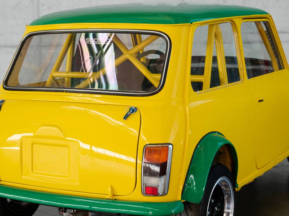 Bild 35/50 von Rover Mini 1.3i (1993)