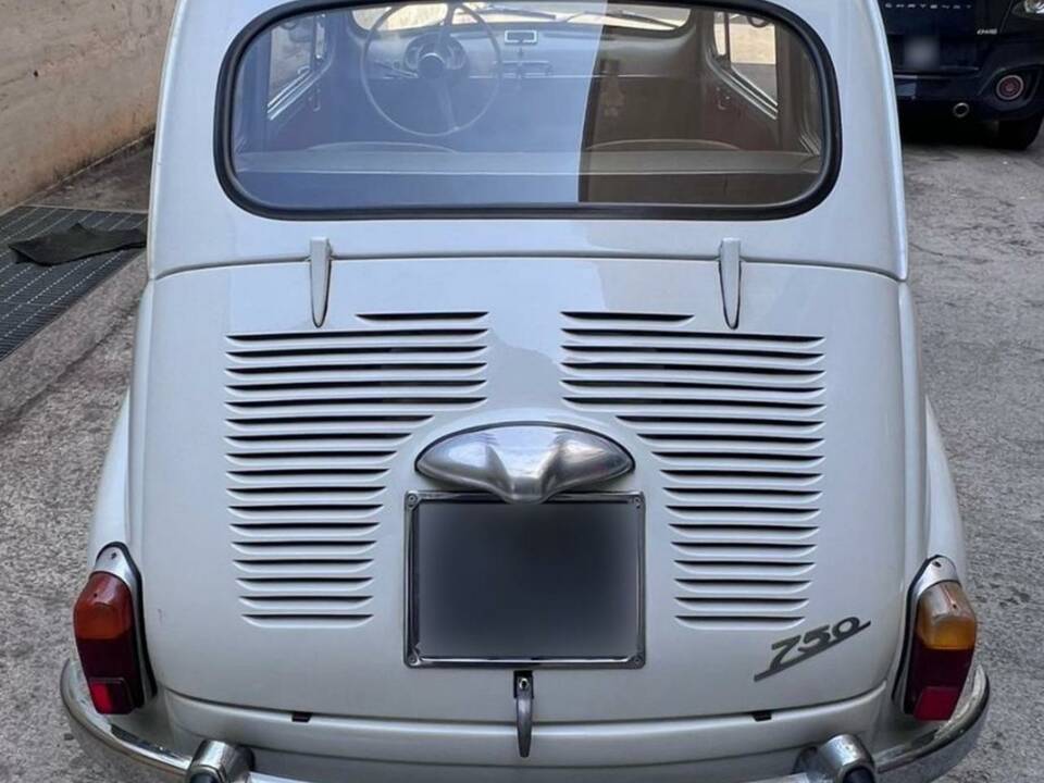 Image 6/10 of FIAT 600 D (1963)