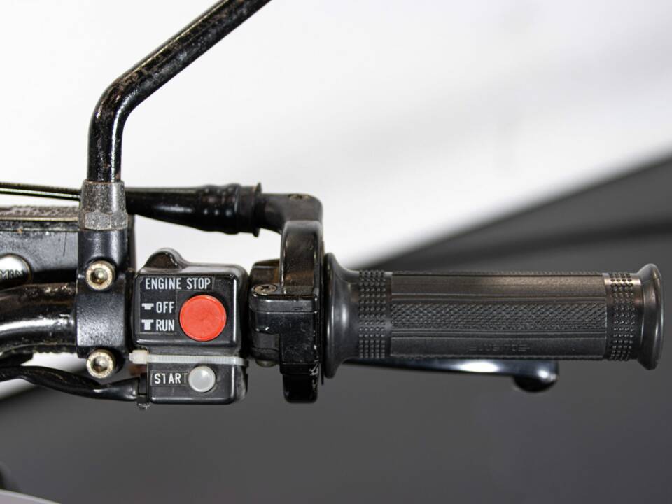 Bild 35/46 von Yamaha TDR 125 R (1992)