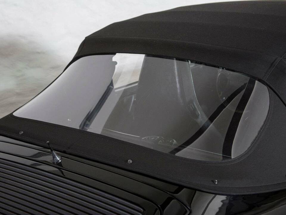 Bild 16/38 von Porsche 911 Carrera 2 (1992)