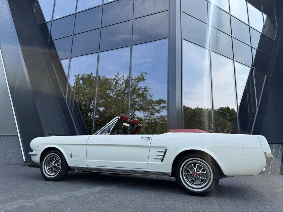 Image 5/50 de Ford Mustang 390 GTA (1966)