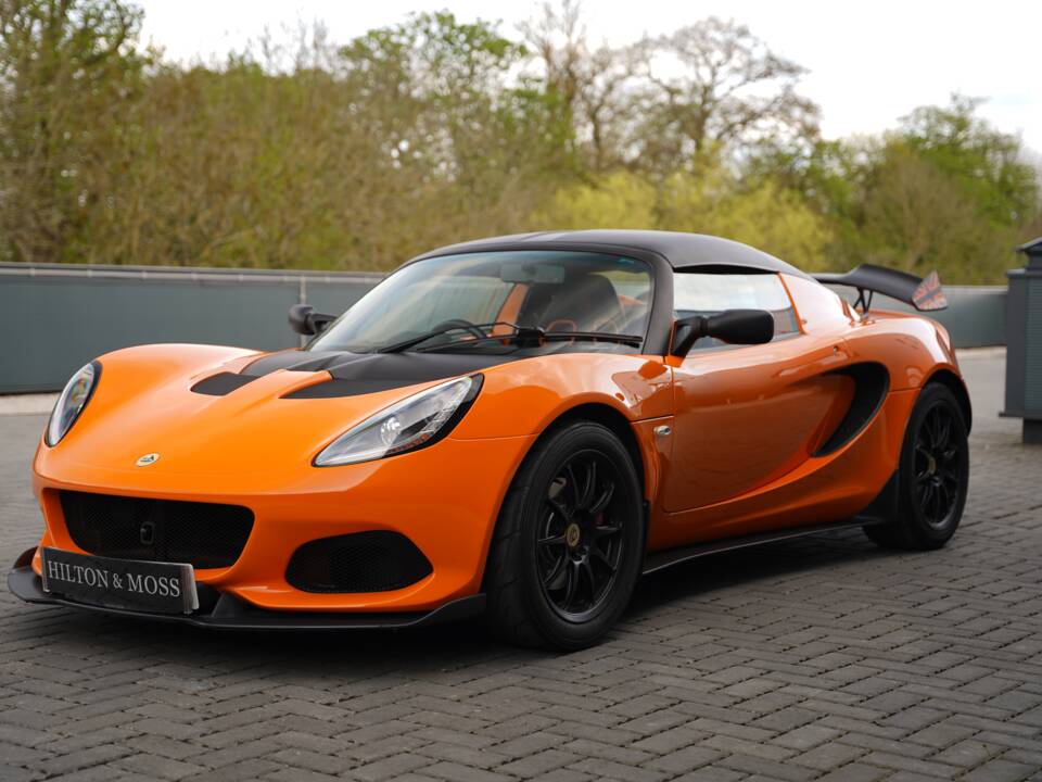 Image 22/50 of Lotus Elise Cup 250 (2019)