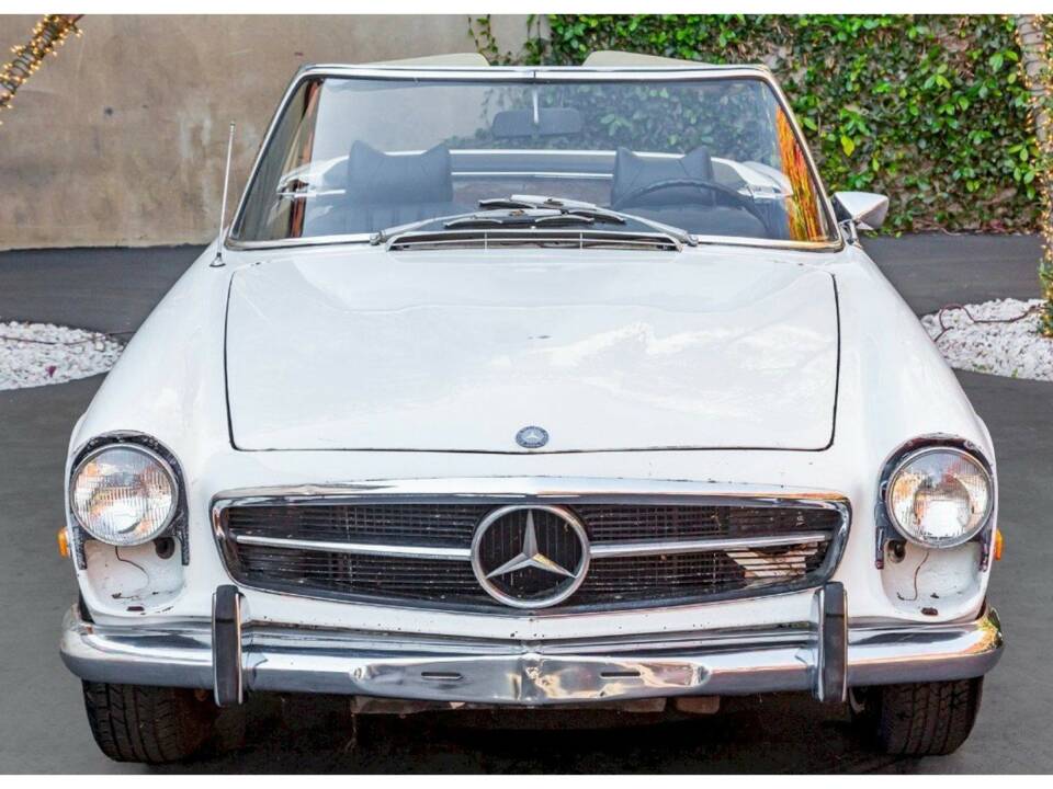 Bild 6/40 von Mercedes-Benz 280 SL (1969)