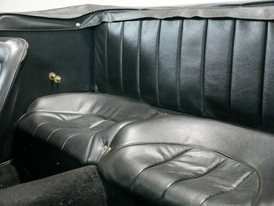 Image 42/50 of Austin-Healey 3000 Mk II (BJ7) (1964)