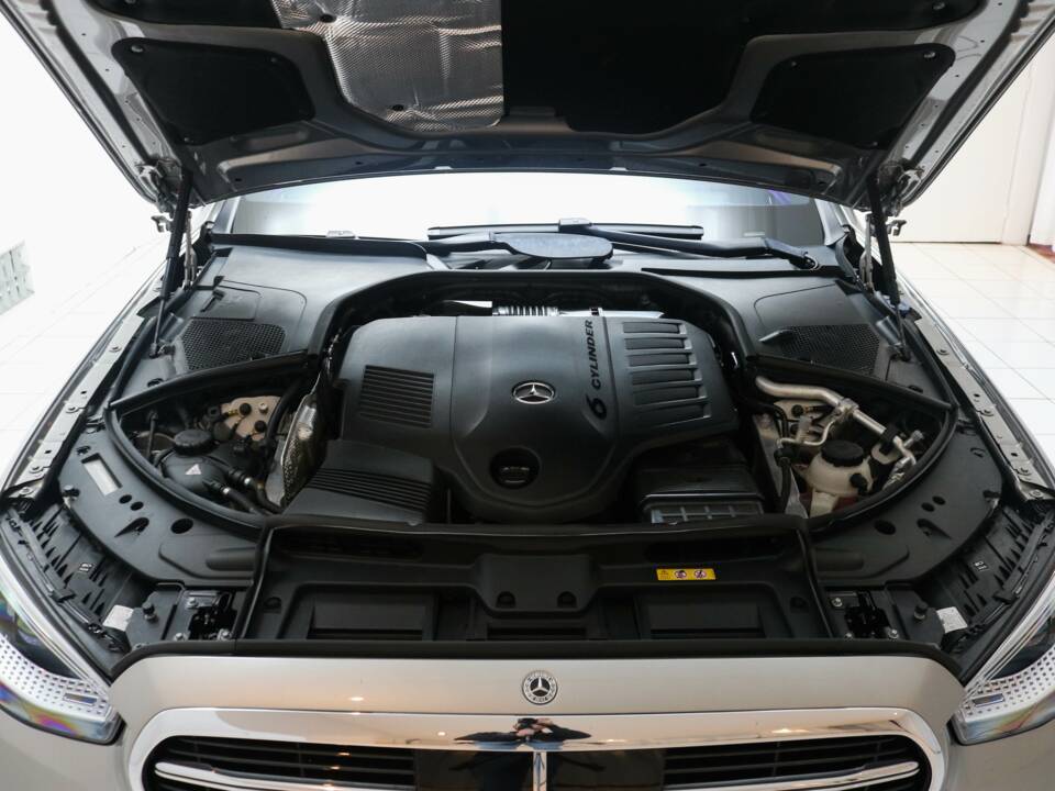 Bild 20/22 von Mercedes-Benz S 500 4MATIC (2021)