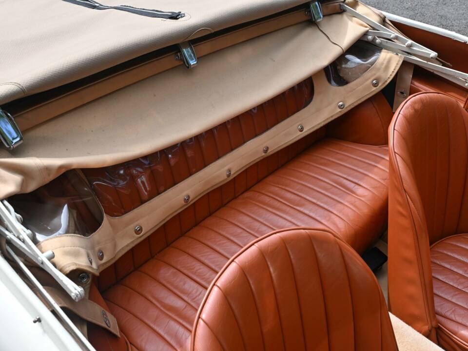 Imagen 34/50 de Daimler SP 250 (1960)