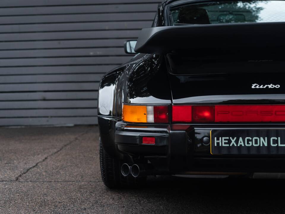 Image 5/67 of Porsche 911 Turbo 3.3 (1987)