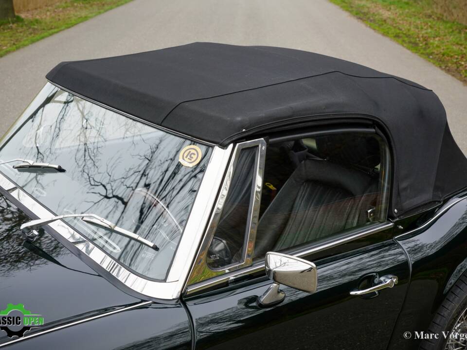 Image 34/44 de HMC Mk IV (1998)