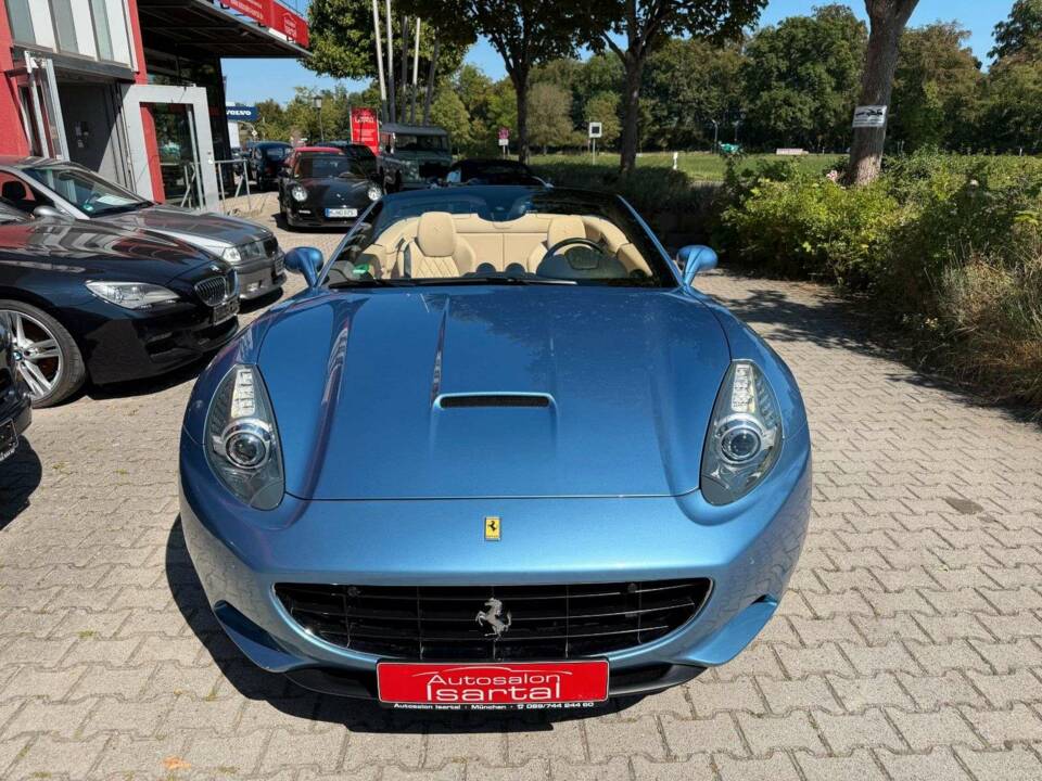 Immagine 2/42 di Ferrari California (2011)