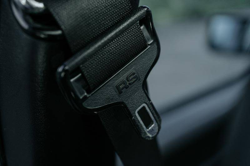 Image 45/69 de Mercedes-Benz 190 E 2.3-16 (1988)