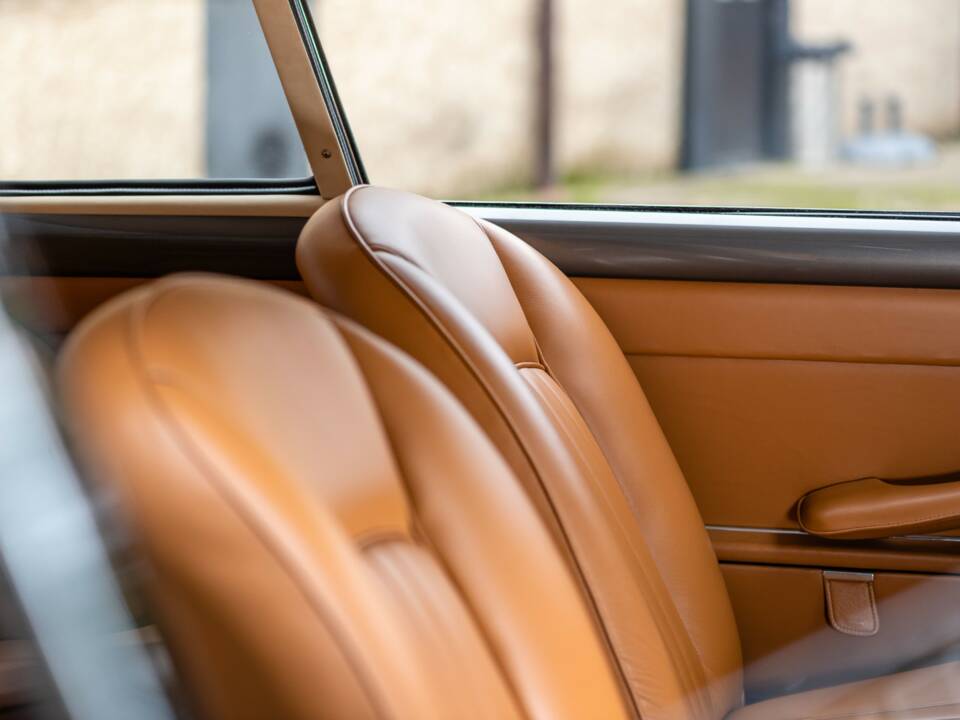 Bild 23/50 von Ferrari 250 GT/E (1963)