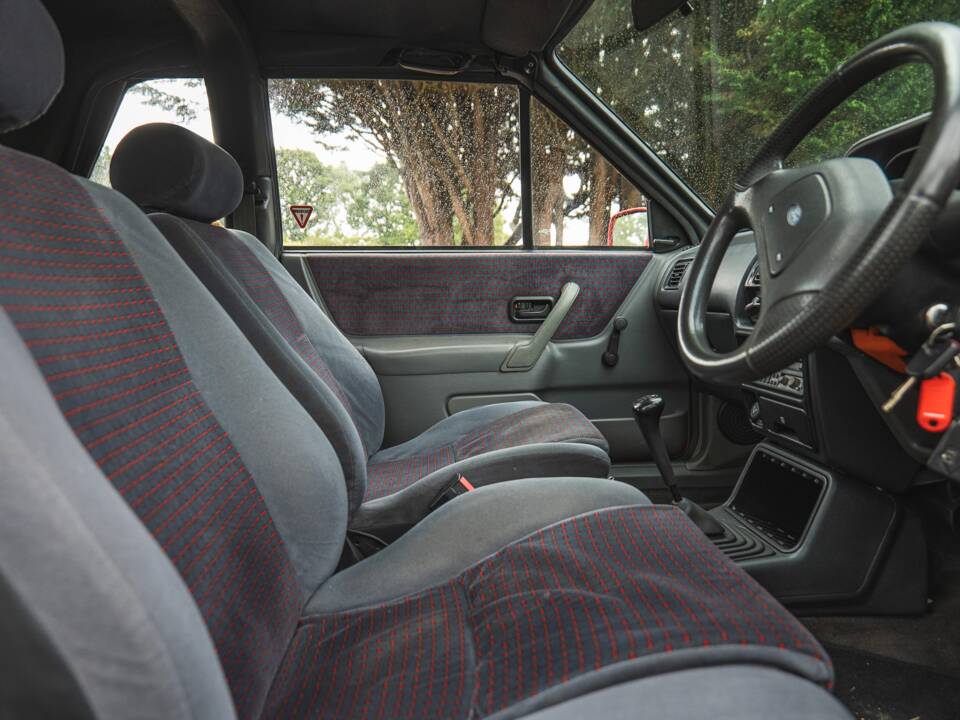 Immagine 34/50 di Ford Escort IV XR3i (1987)