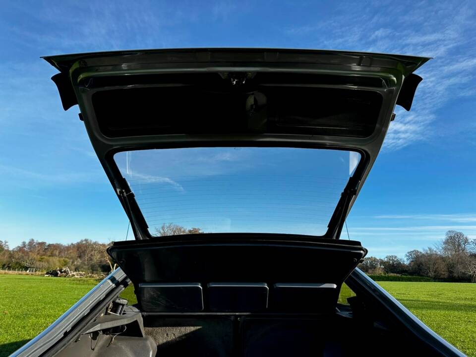 Bild 47/70 von Ford Capri 2,8i (1986)