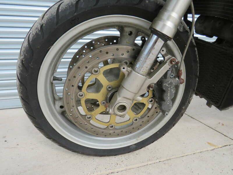 Bild 26/32 von Suzuki TL 1000R (1999)