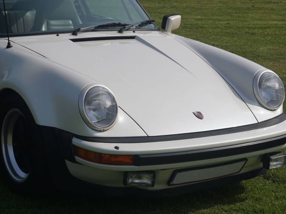 Imagen 17/44 de Porsche 911 Turbo 3.3 (1983)