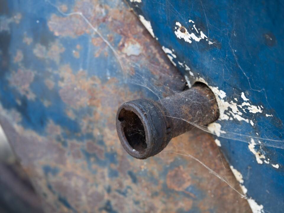 Image 25/134 of Ford V8 (1937)