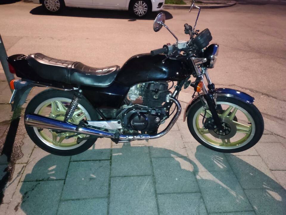 Afbeelding 49/52 van Honda CB 400 N (1982)