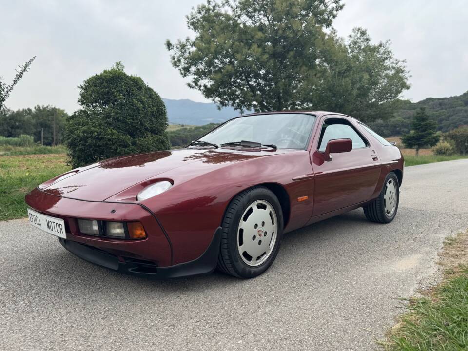 Image 1/32 of Porsche 928 S (1988)