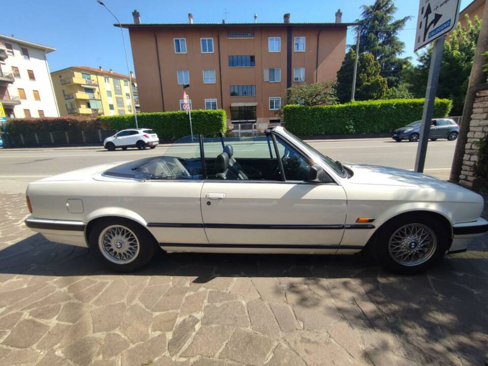 Image 5/10 of BMW 318i (1992)