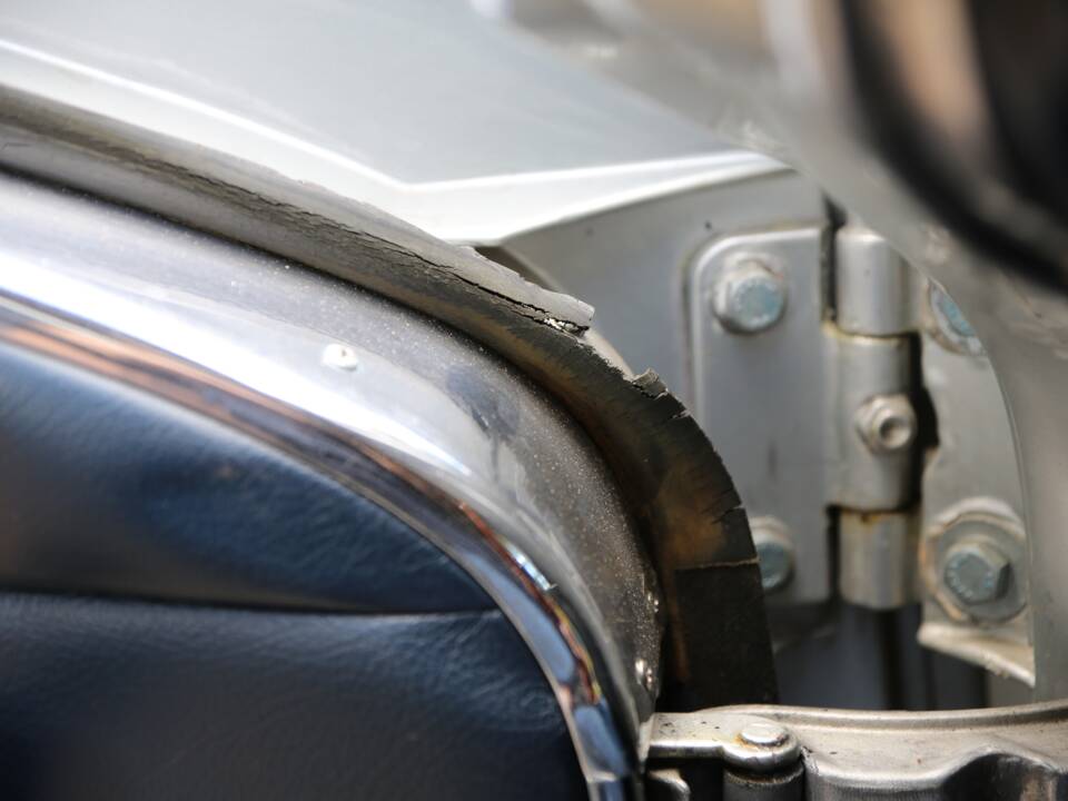 Image 9/37 of Mercedes-Benz 280 SL (1969)