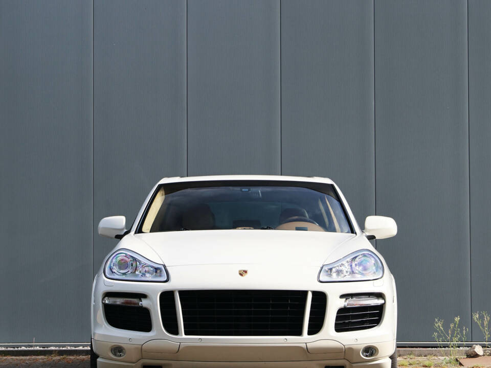 Bild 21/49 von Porsche Cayenne GTS (2009)