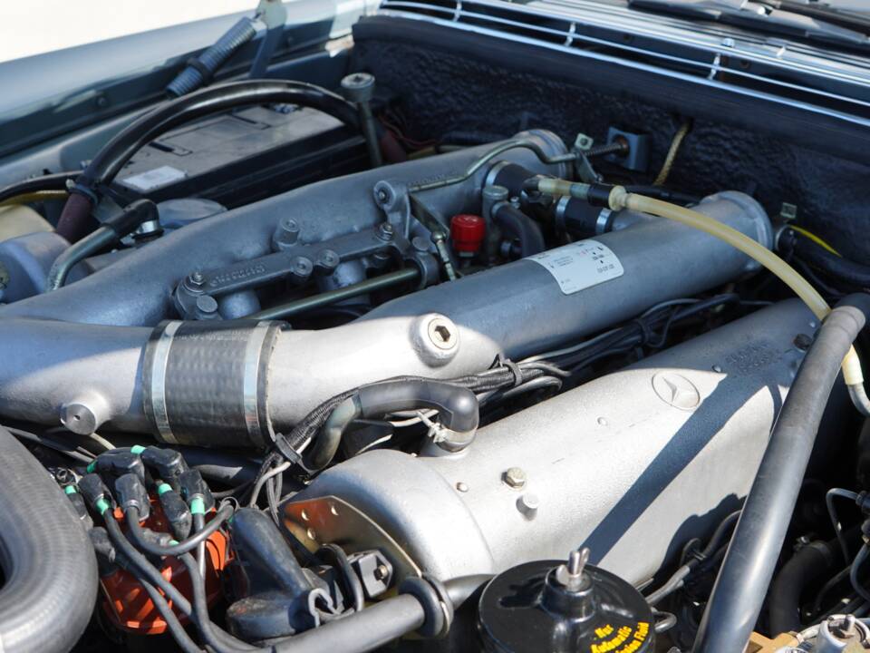 Bild 23/50 von Mercedes-Benz 300 SEL 6.3 (1972)