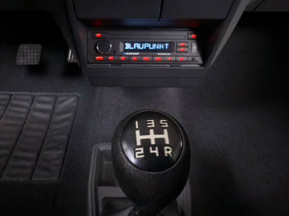 Imagen 14/28 de Peugeot 205 GTi 1.9 (1991)