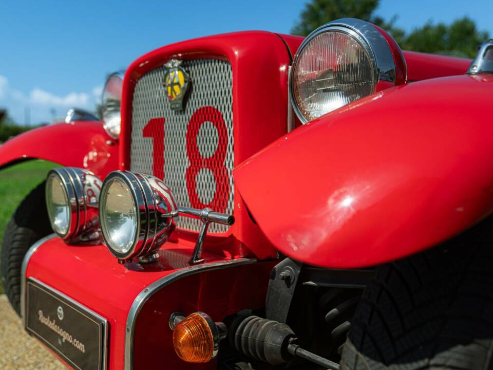 Immagine 43/50 di Burlington Arrow (1963)