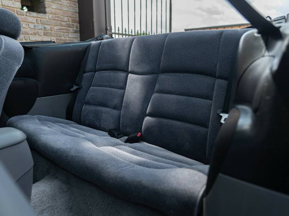 Image 41/50 of Ford Mustang (1994)