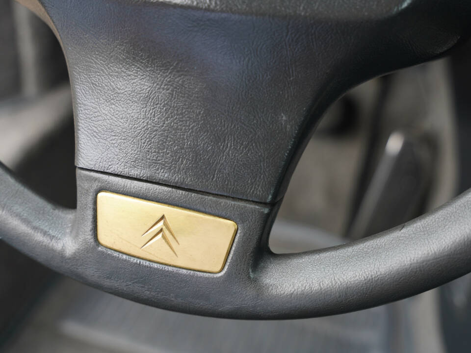 Bild 46/50 von Citroën SM (1973)