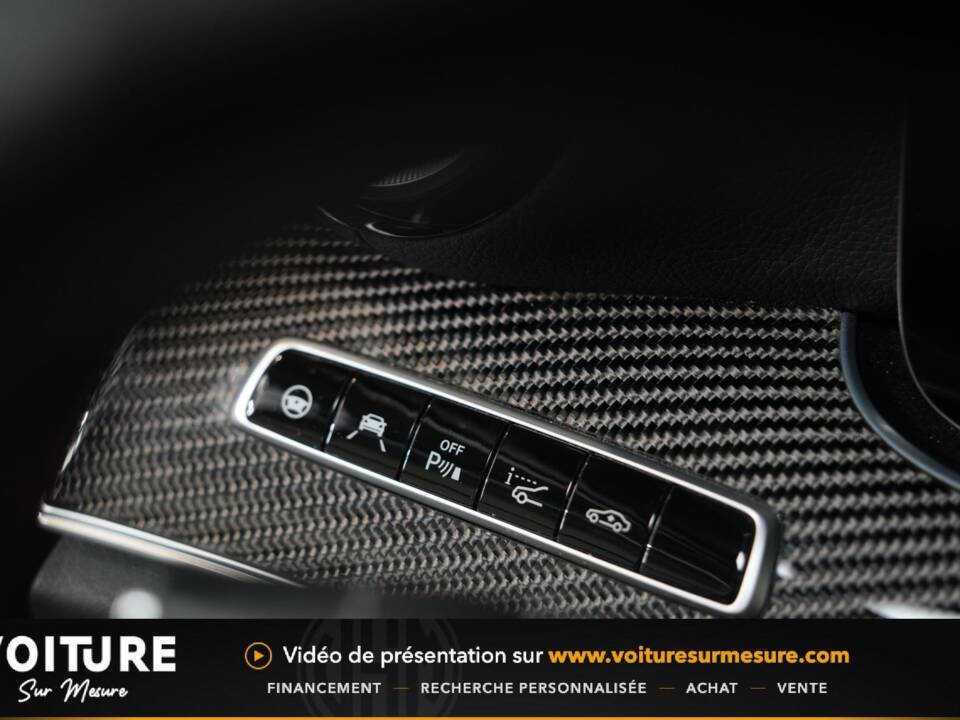 Image 34/38 of Mercedes-Benz E 53 AMG 4MATIC T (2019)