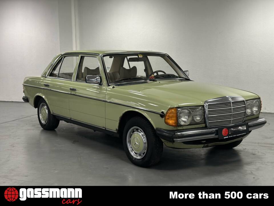 Image 5/15 de Mercedes-Benz 200 D (1978)
