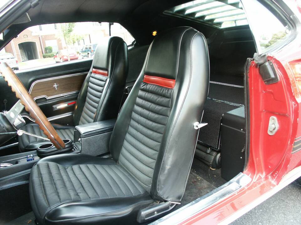 Image 2/8 of Ford Mustang Mach 1 (1969)